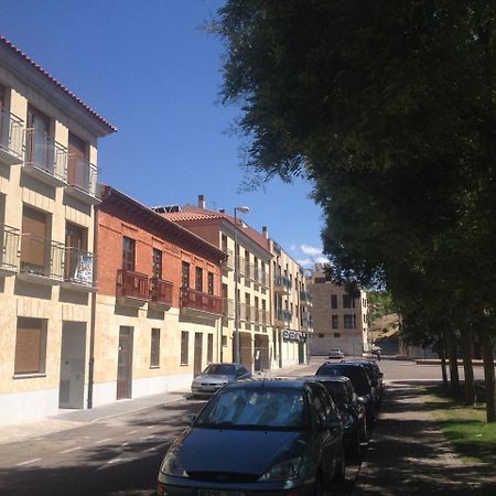 Apartamentos Turisticos Puente Romano P2 2-A Salamanca Exterior foto